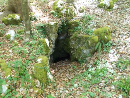 Vhod v Malo prepadno - The entrance into Mala prepadna